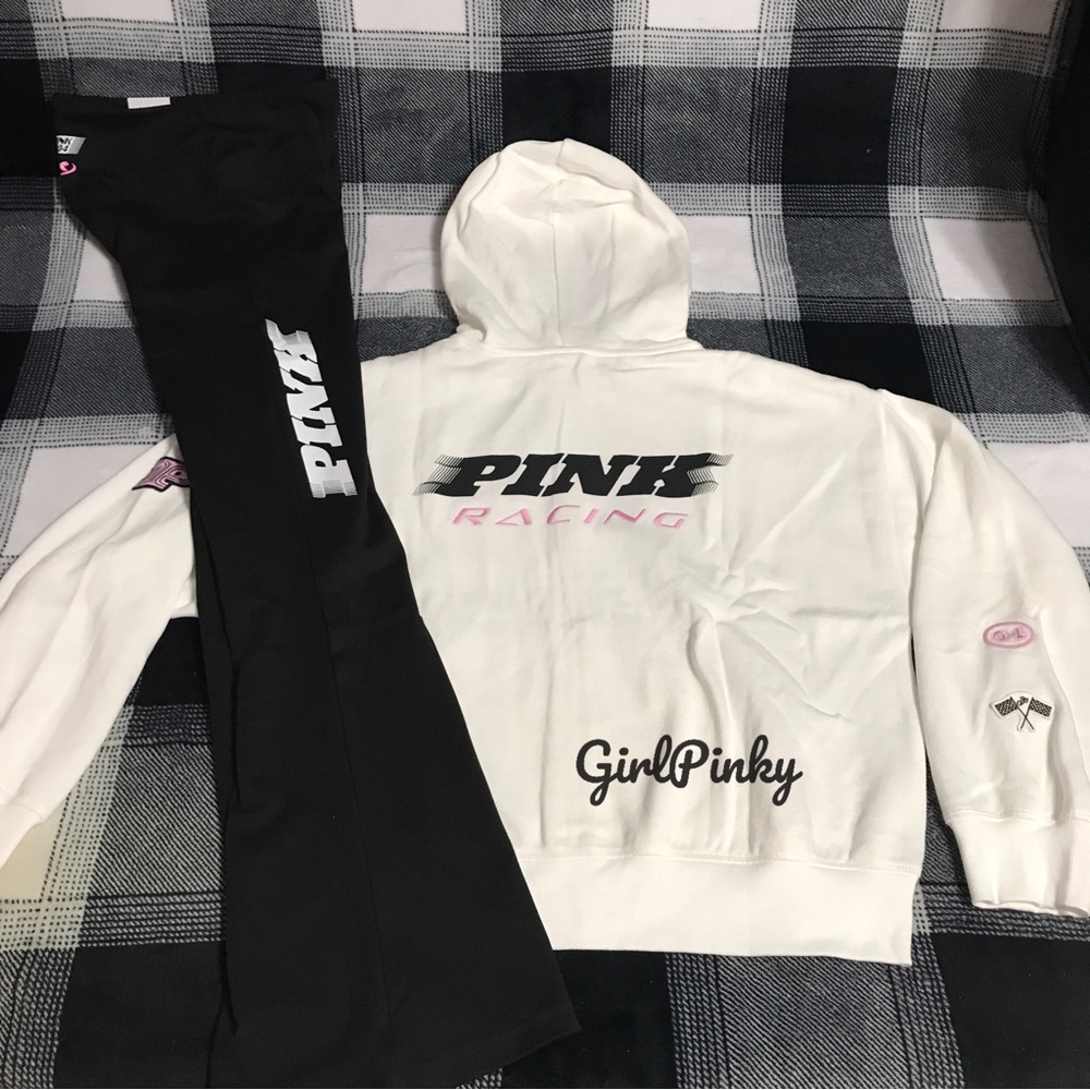 VS PINK ULTIMATE FLARE LEGGINGS & FULL ZIP HOODIE IN RACING DESIGN IN SMALL